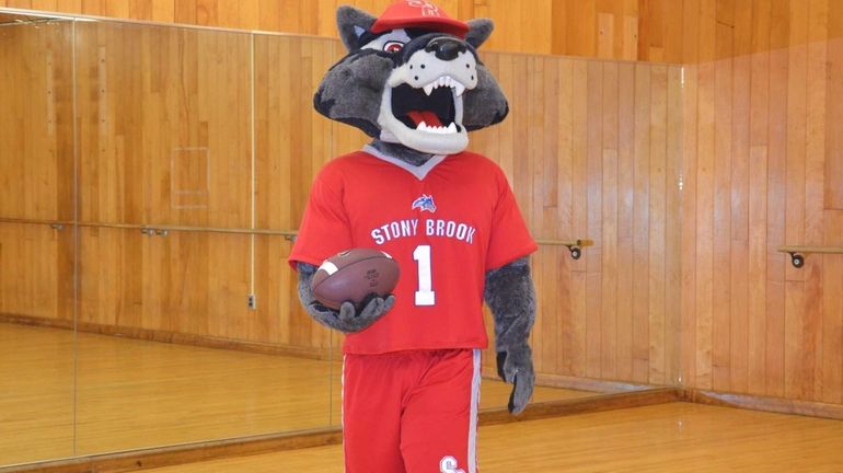 Stony Brook University students show swagger during Wolfie tryouts