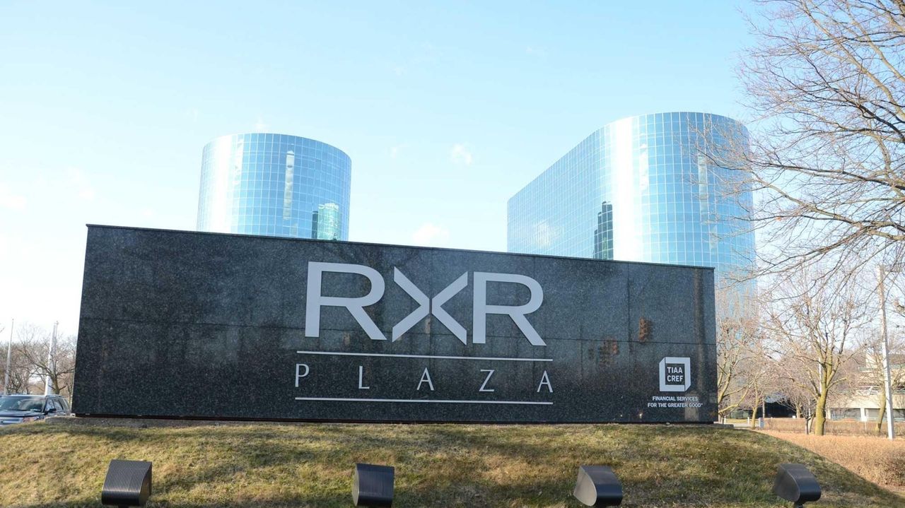 Flushing Bank moving 250 jobs to new HQ in Uniondale Newsday