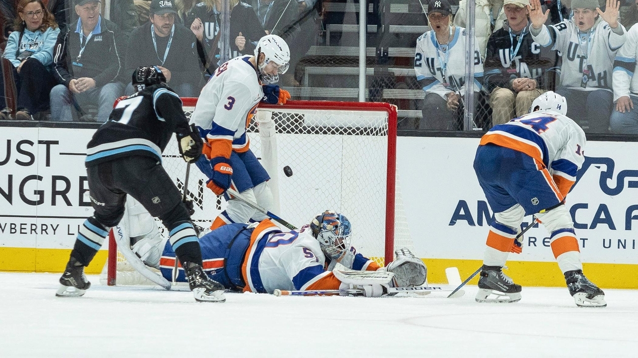 Islanders beat Utah Hockey Club on Mathew Barzal's goal with 1:25 left in third period
