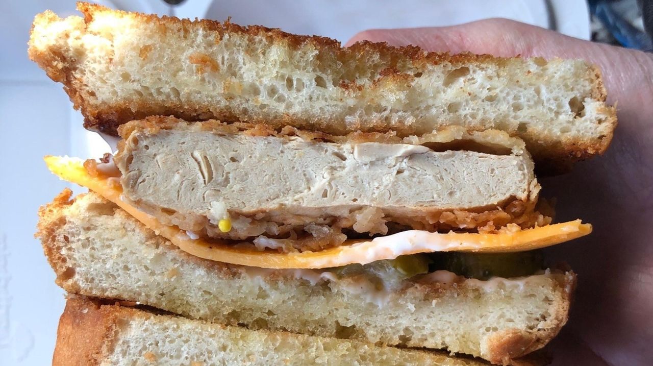 Clementine's Plant Based Deli & Bakery opens in Sayville Newsday