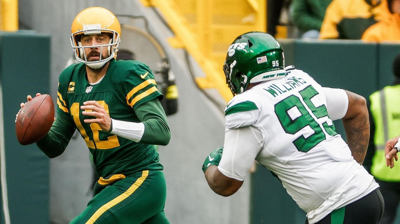 Packers QB Aaron Rodgers traded to Jets, reports say