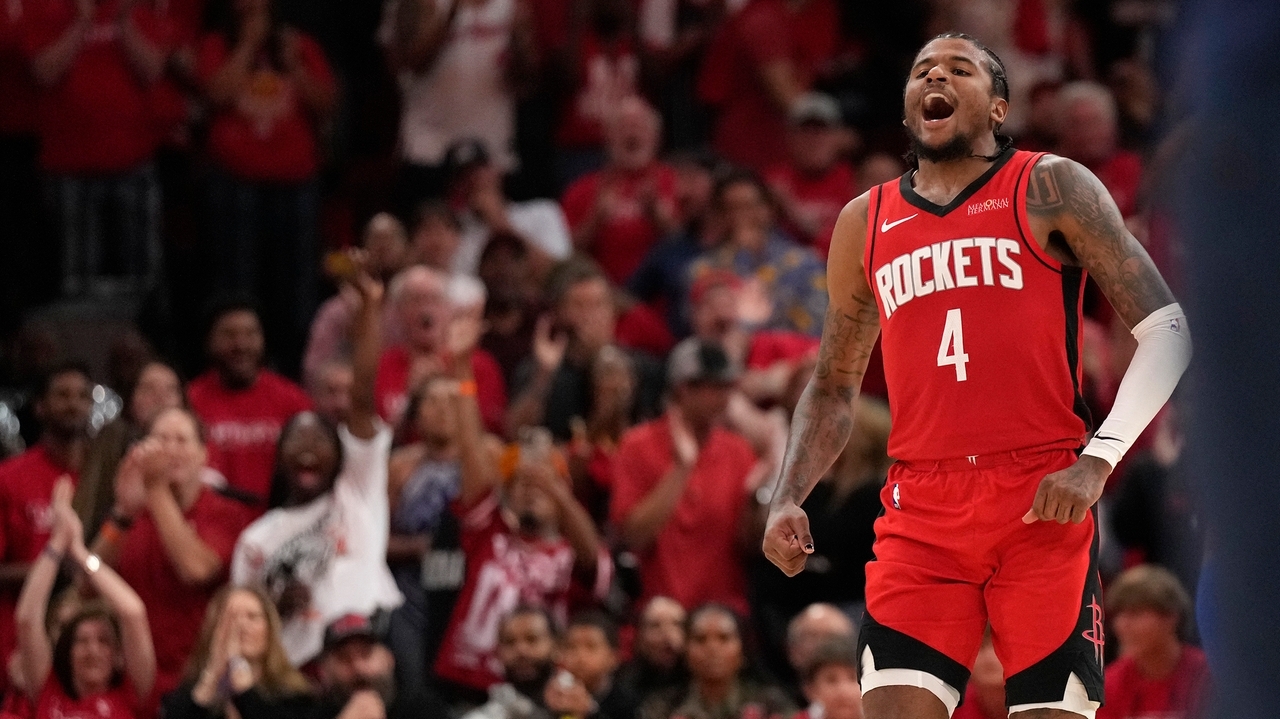 Jalen Green makes eight 3s with 38 points to help Rockets even series ...