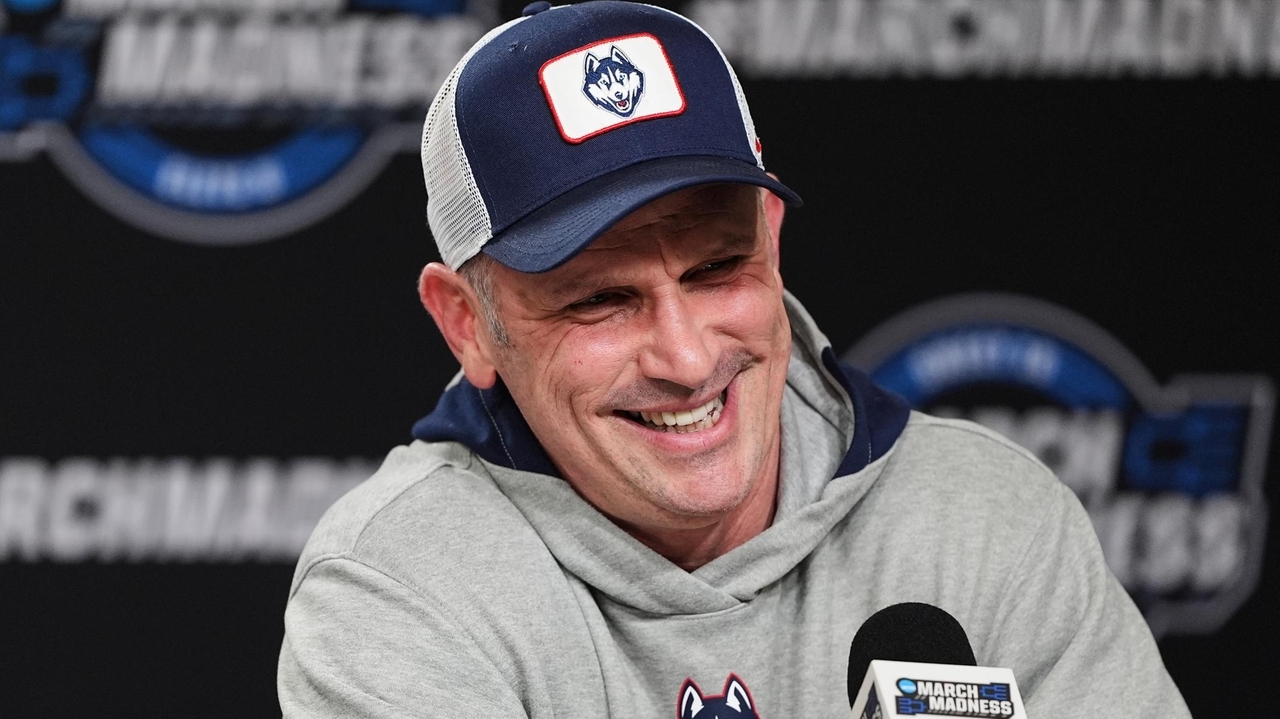 Duke and UConn, unmatched for the past 35 years, prepare for another March Madness collision