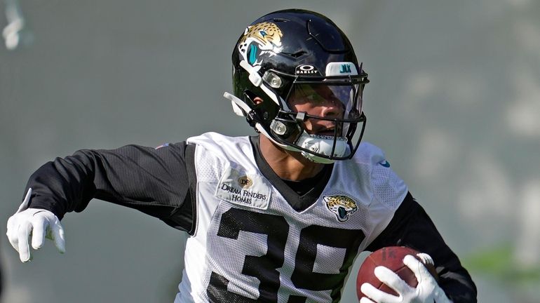 Jamal Agnew injury update: Jaguars WR placed on injured reserve with  season-ending hip injury - DraftKings Network