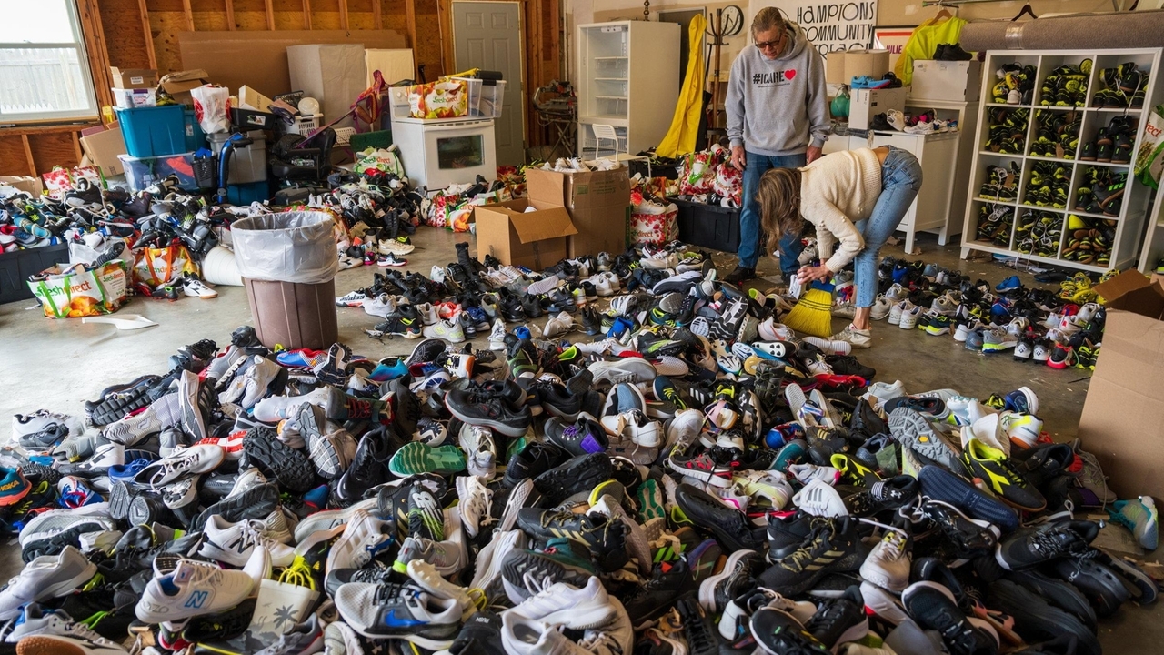 East Hampton sneaker shop flood sparks donations to needy souls - Vimarsana News