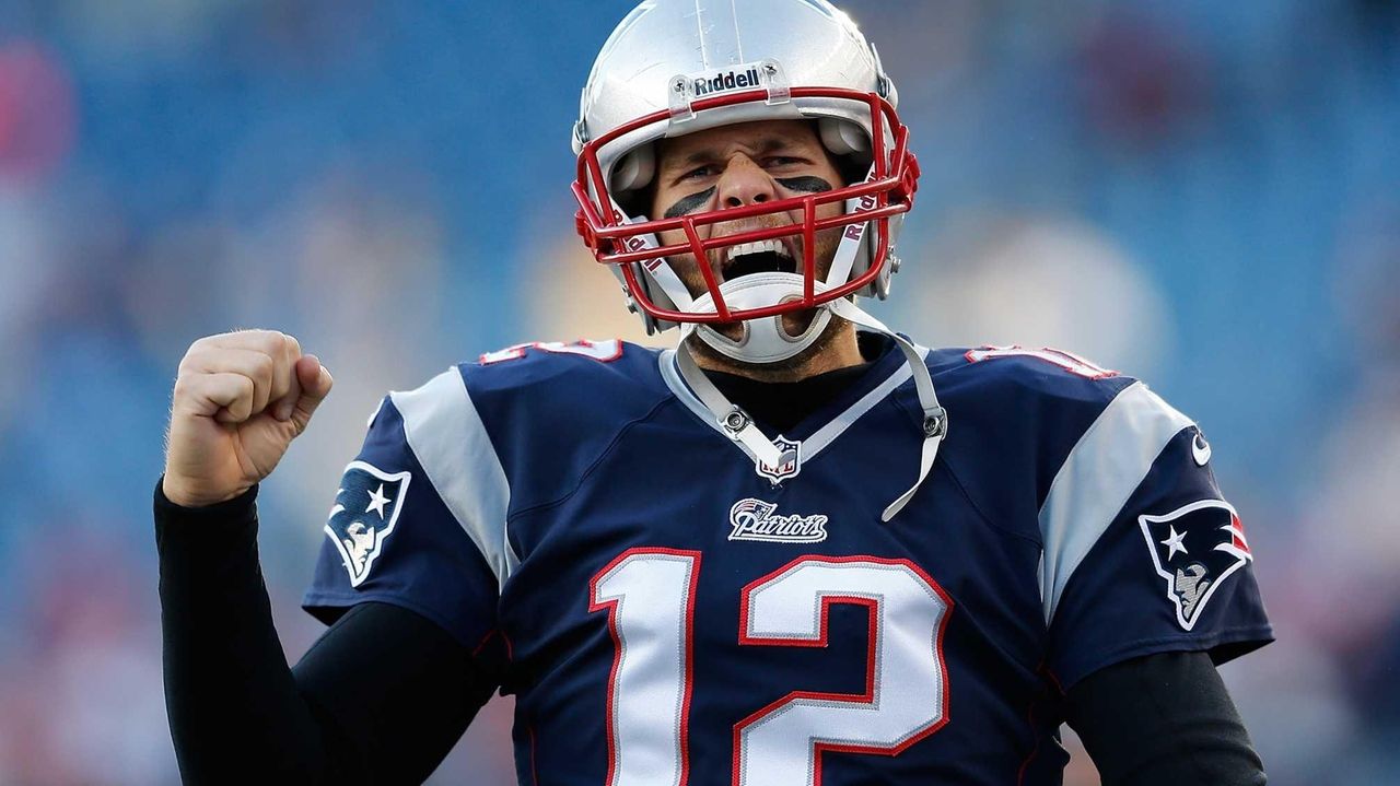 Patriots roll to 55-31 victory over Steelers