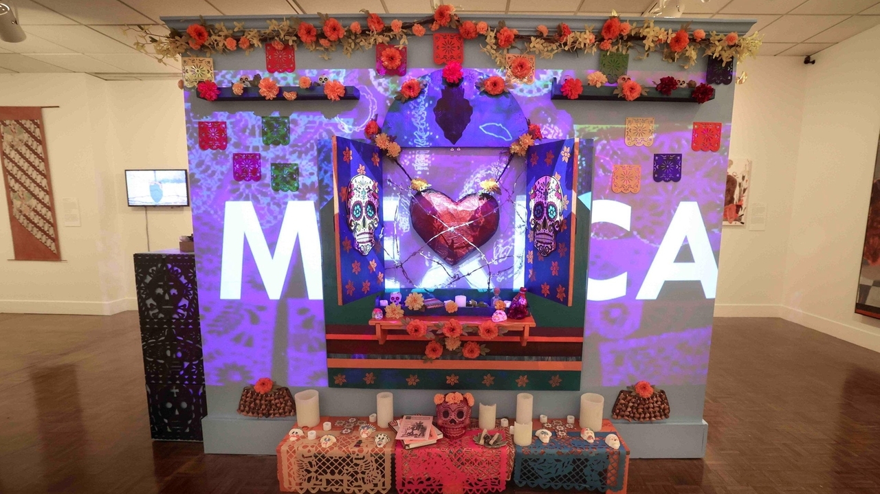 Latino culture honored at Hispanic Heritage Month exhibit in Stony ...