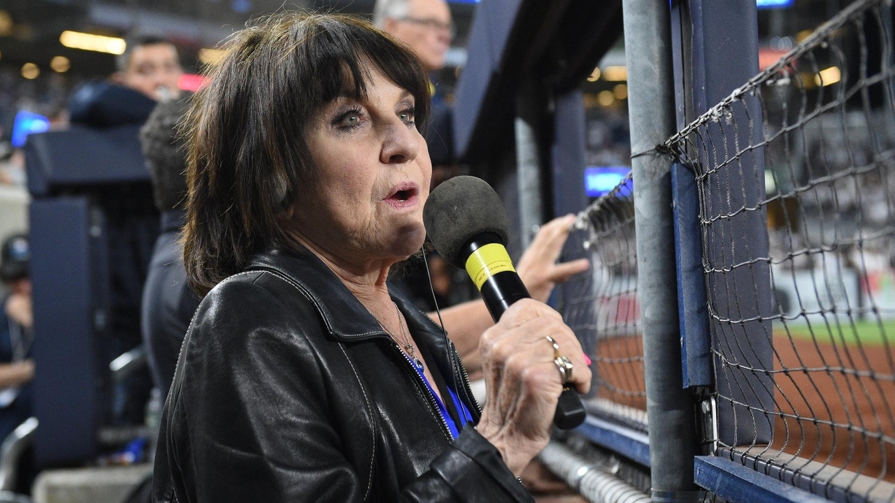 Trustful. Tenacious. Genuine. That's Suzyn Waldman on the Yankees scene ...