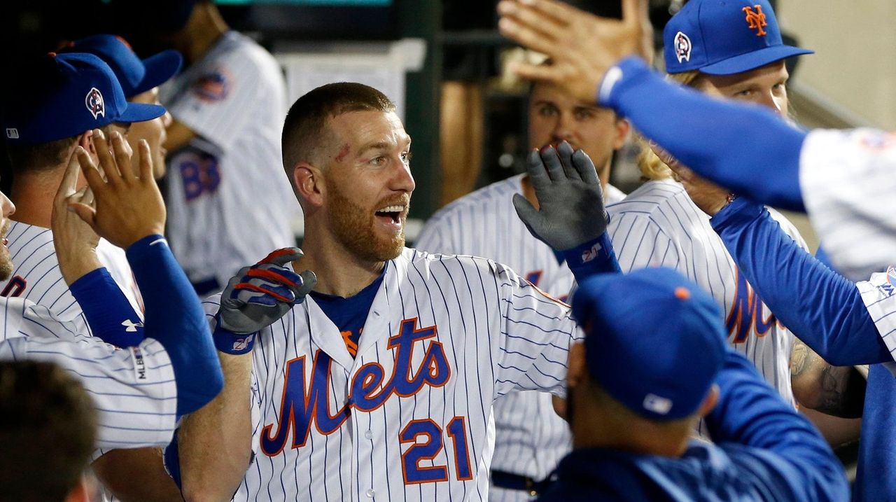 Todd Frazier has tirade against umpires after Mets' loss - Newsday