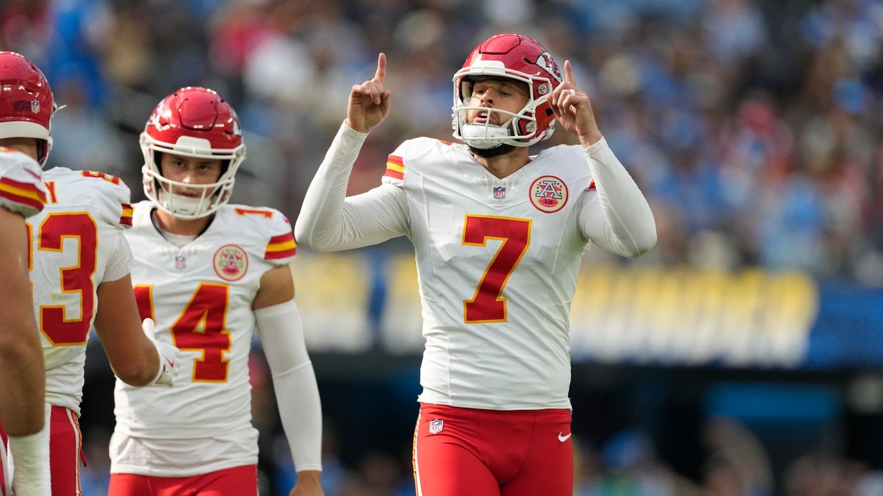 Kansas City Chiefs owner backs kicker Harrison Butker forming PAC