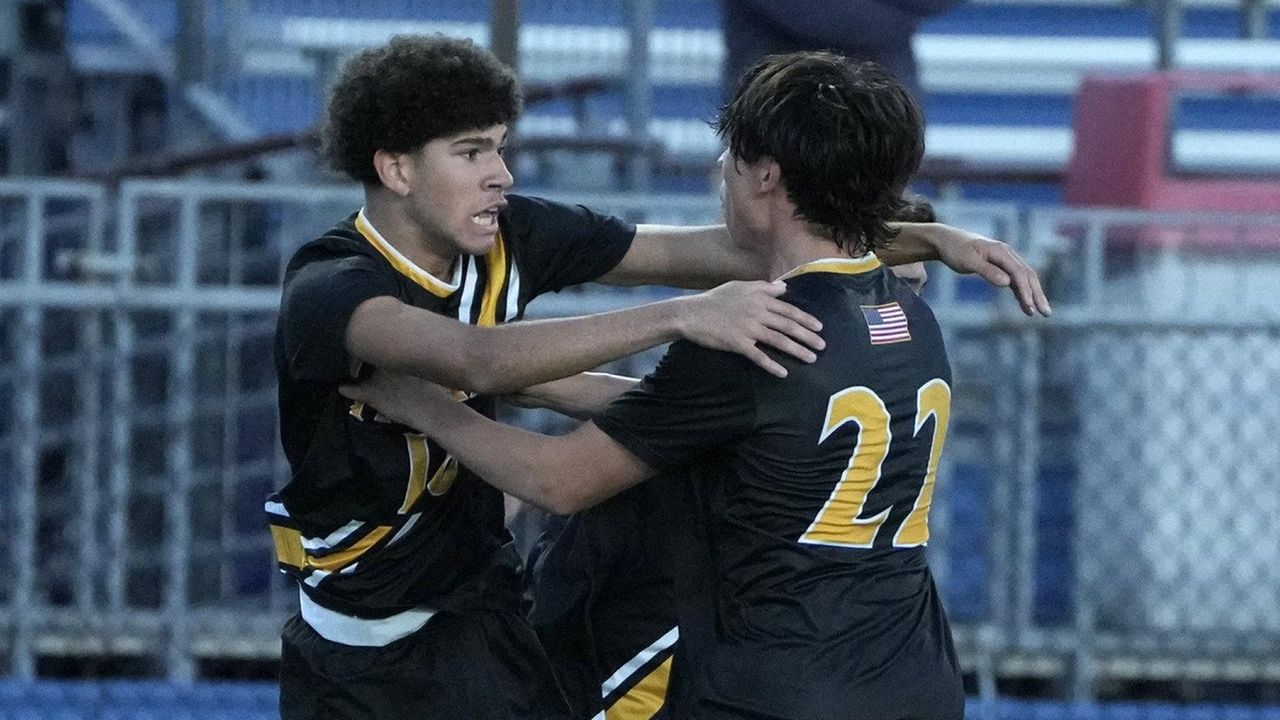 Zach Tanner's goal gives St. Anthony's boys soccer CHSAA crown Newsday