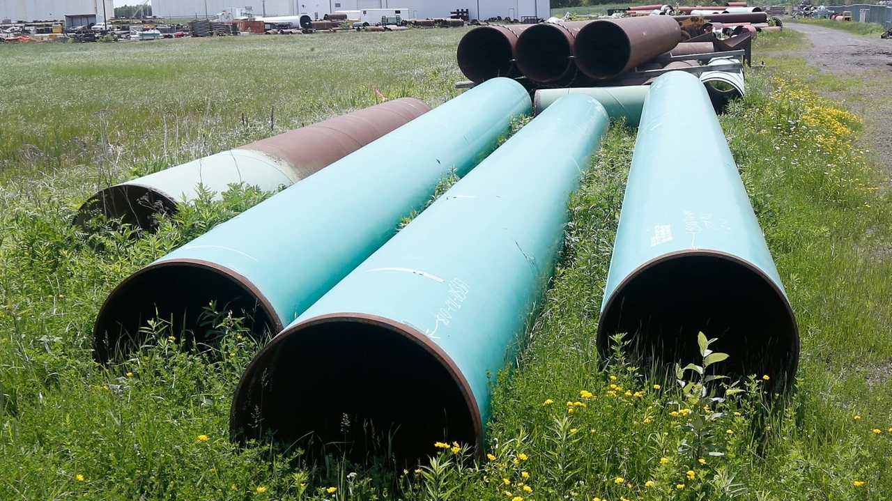 Enbridge appeals to vacate an order that would shut down its pipeline - Vimarsana News