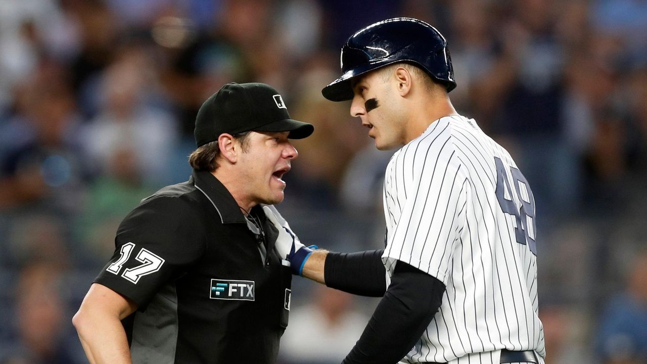 Yankees' Anthony Rizzo frustrated after being ejected by home plate umpire  - Newsday