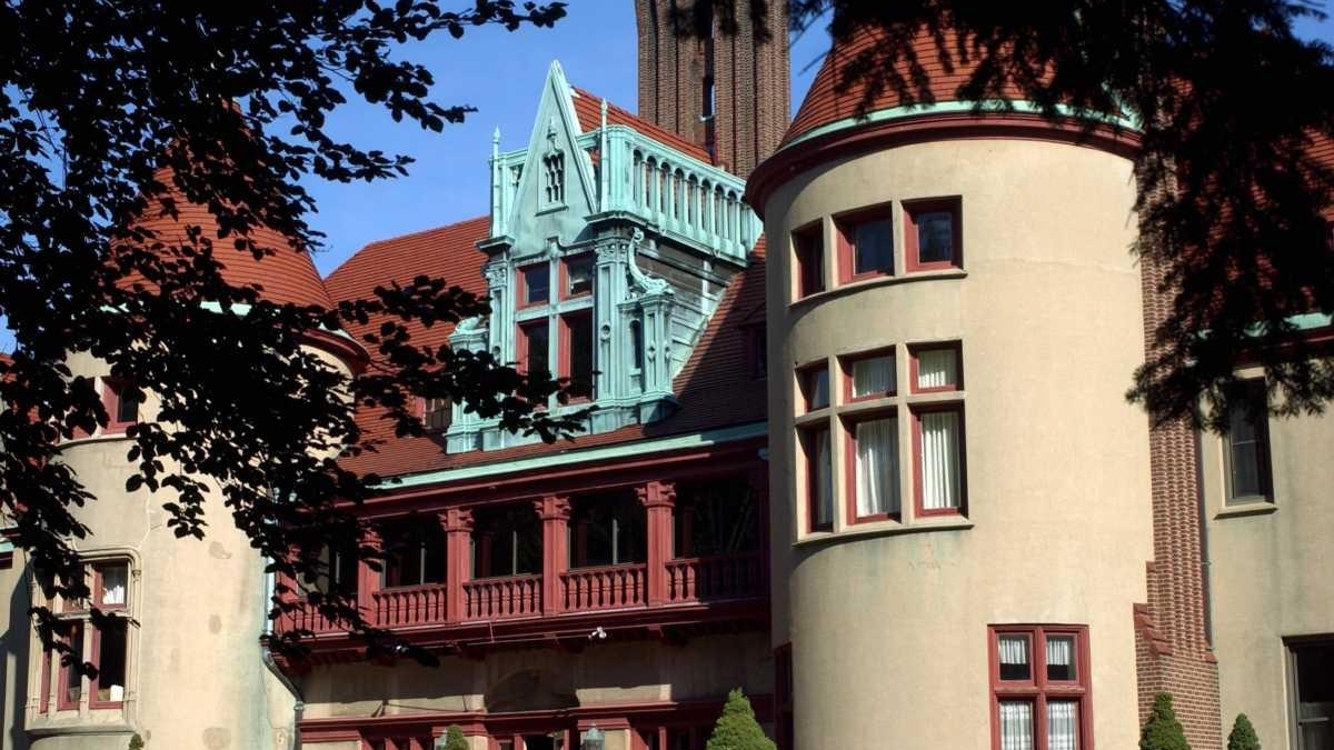 Two events at Coindre Hall - Newsday