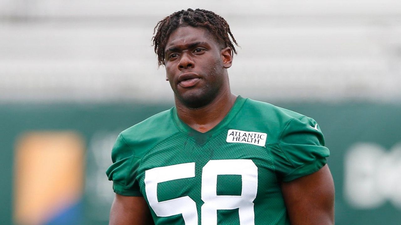 Carl Lawson: Jets' defensive line 'a breeding ground for absolute monsters'