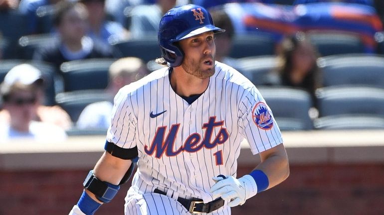 Jeff McNeil Deserves a Chance to Redeem Himself - Mets Legends