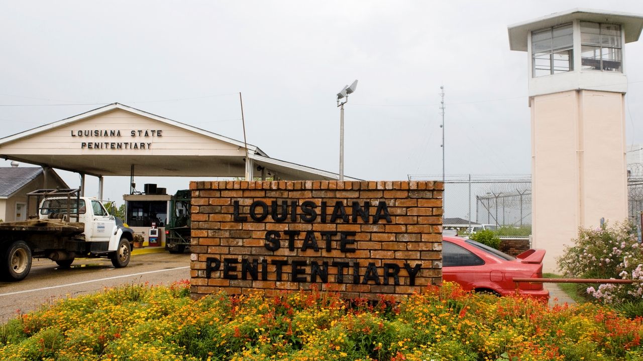 Federal judge upholds order on heat protection for inmates on Louisiana prison farm