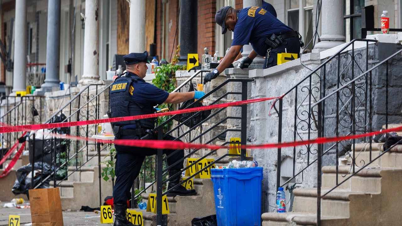 3 dead, 10 injured in South Philadelphia shooting and a person is in ...