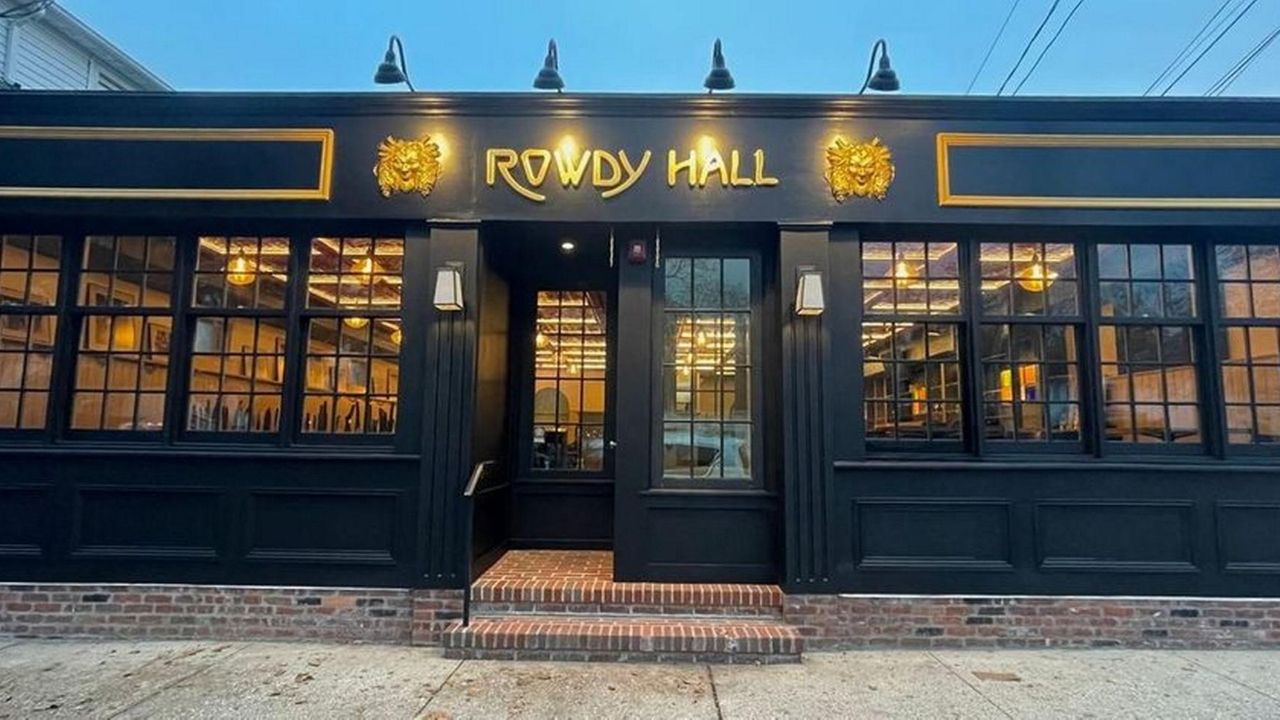 Rowdy Hall moves east to Amagansett Newsday