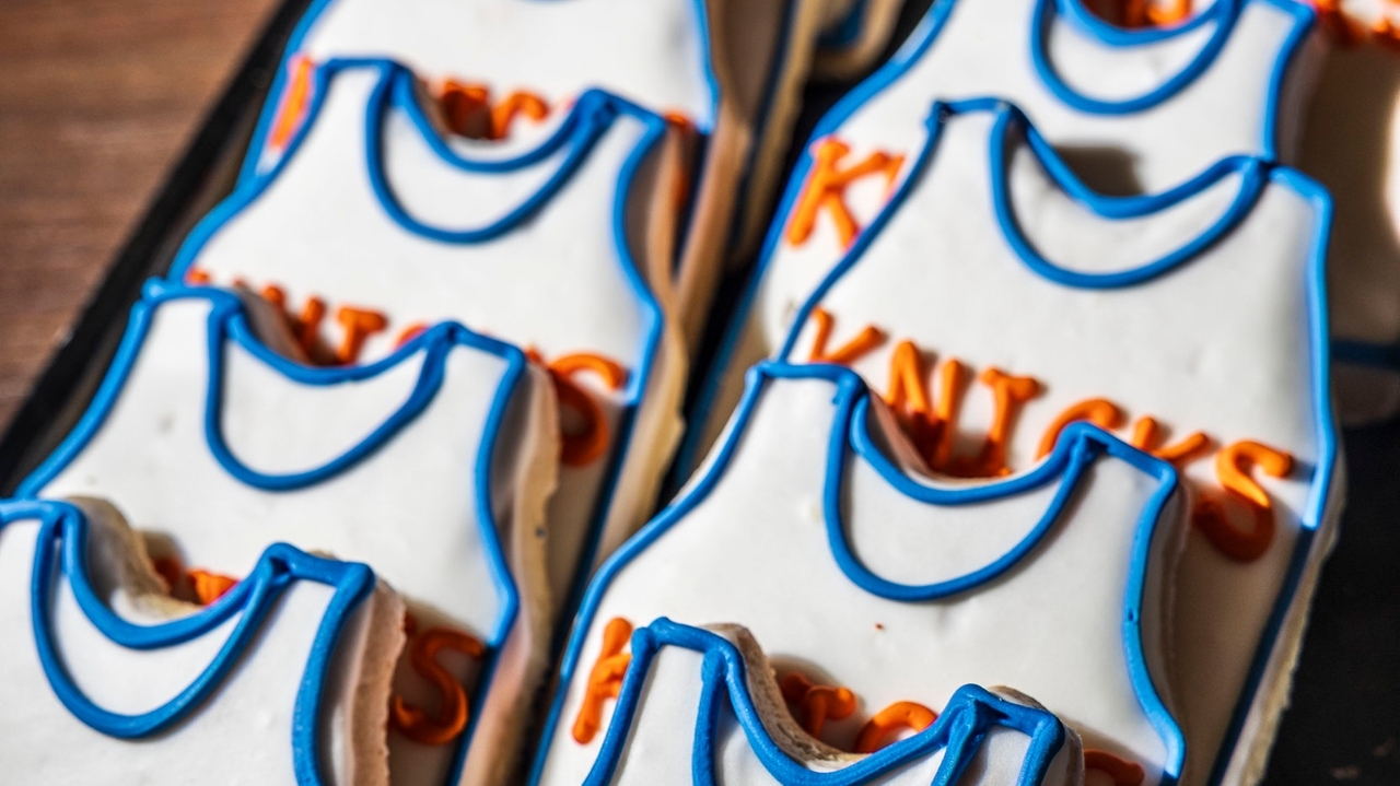 Knicks Fever Grips City, NBA Finals Heats Up with Brunson's Play and Fan Controversy