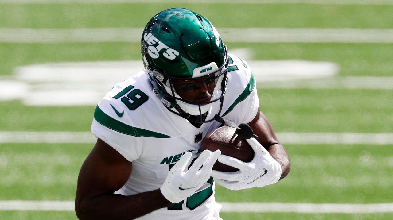 NY Jets: Breshad Perriman injury another blow to offense, Sam Darnold