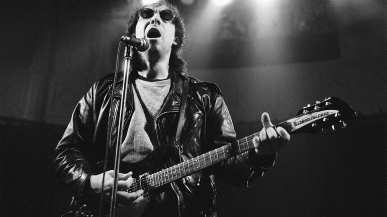 Pat DiNizio of The Smithereens performs at the Paradiso in...