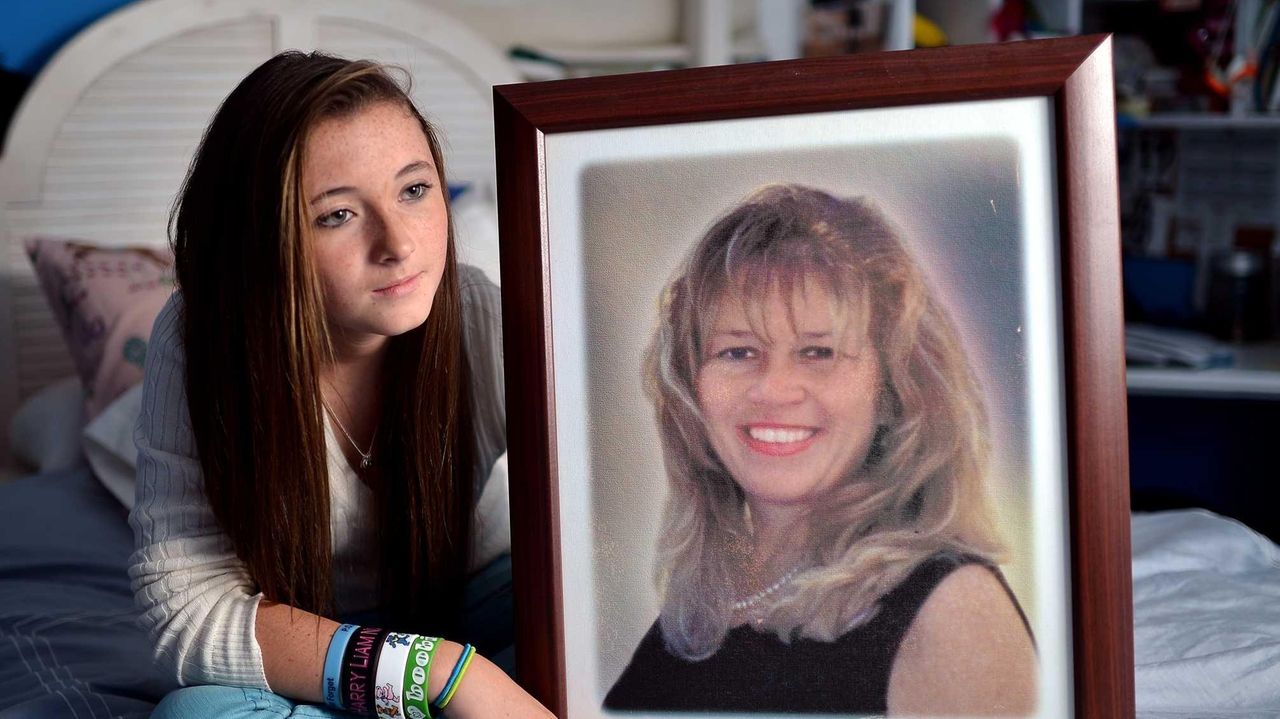 Memory of Mom: Daughter shares 9/11 legacy - Newsday