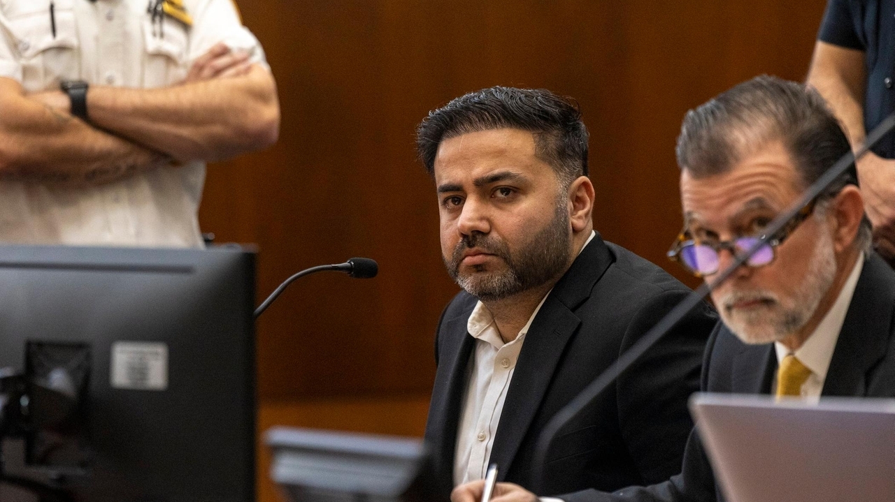 Guilty plea in wrong-way crash that killed 2 LI teens - Newsday