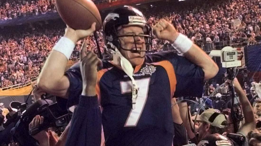 Denver Broncos Qb John Elway, Super Bowl Xxxiii Champions Sports