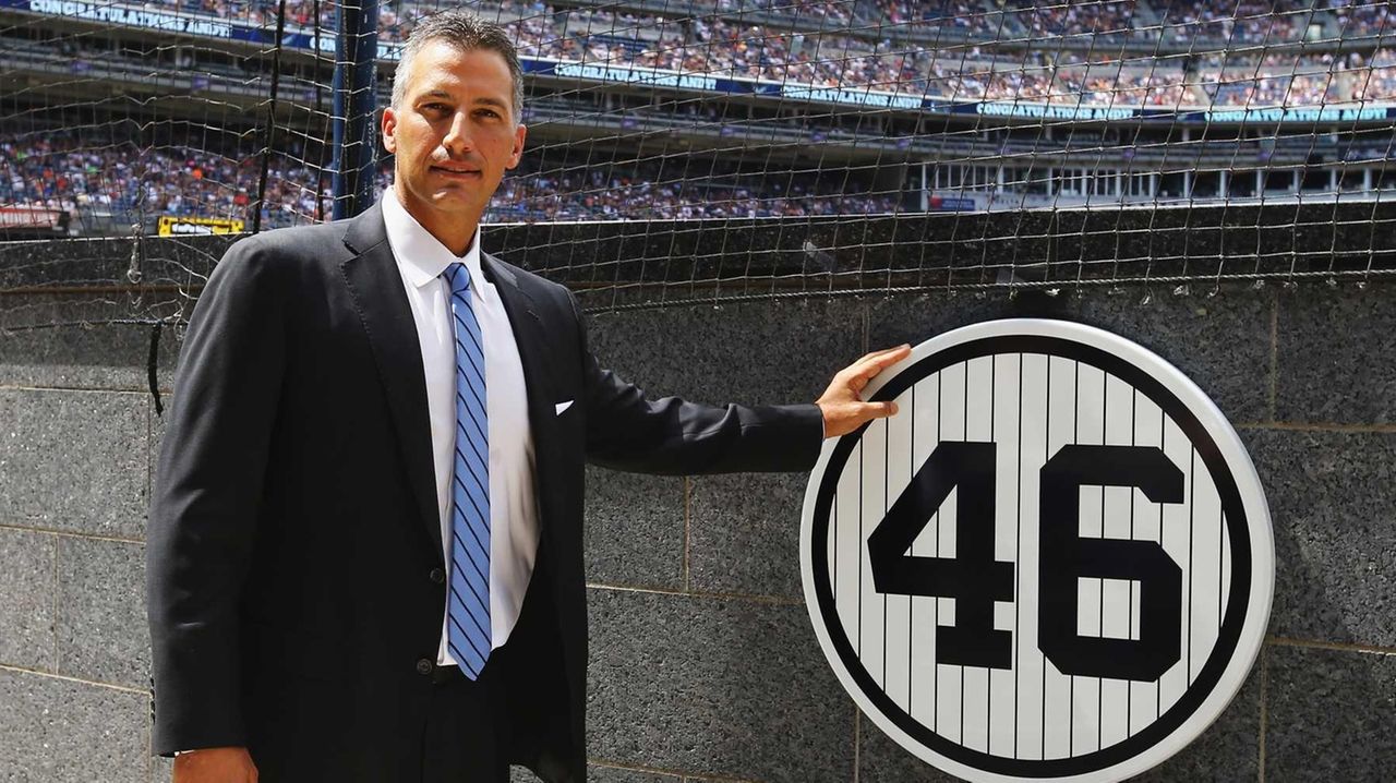 Yankees' Pettitte joins legends in Monument Park