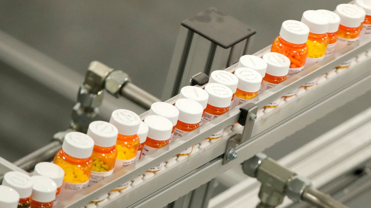 Five key questions about Medicare's new drug pricing - Vimarsana News