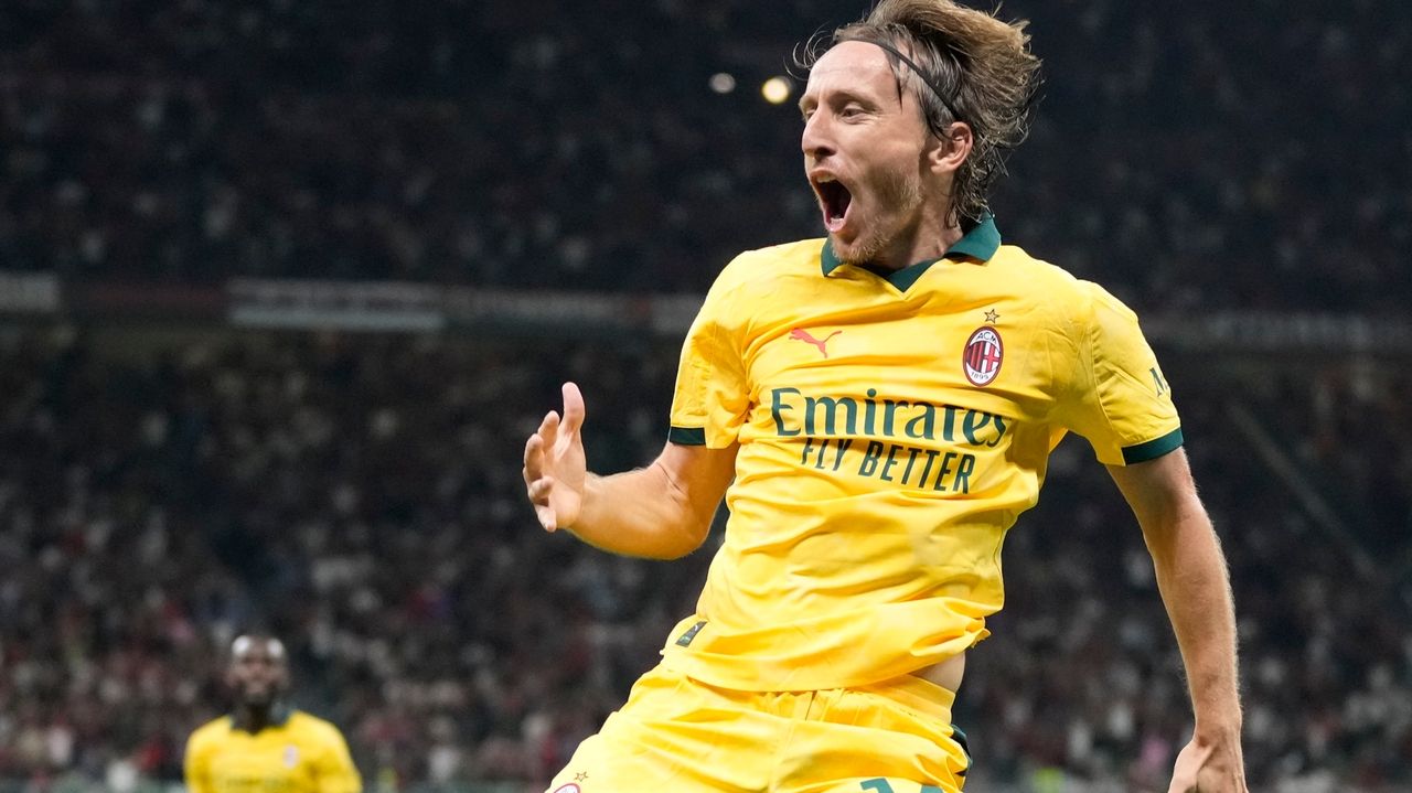 Milan begin to pull clear | Football | Al Jazeera, image size:1280x719