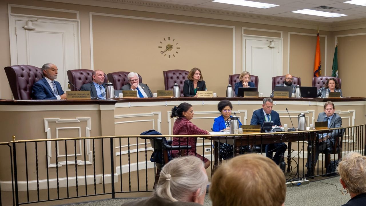 Mineola mayor, GOP North Hempstead council members sue town over new district lines Newsday