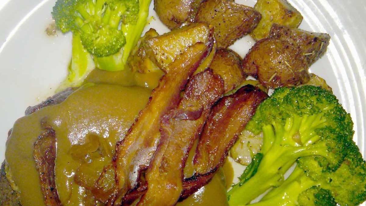 Oyster Bay The Homestead, back at home Newsday