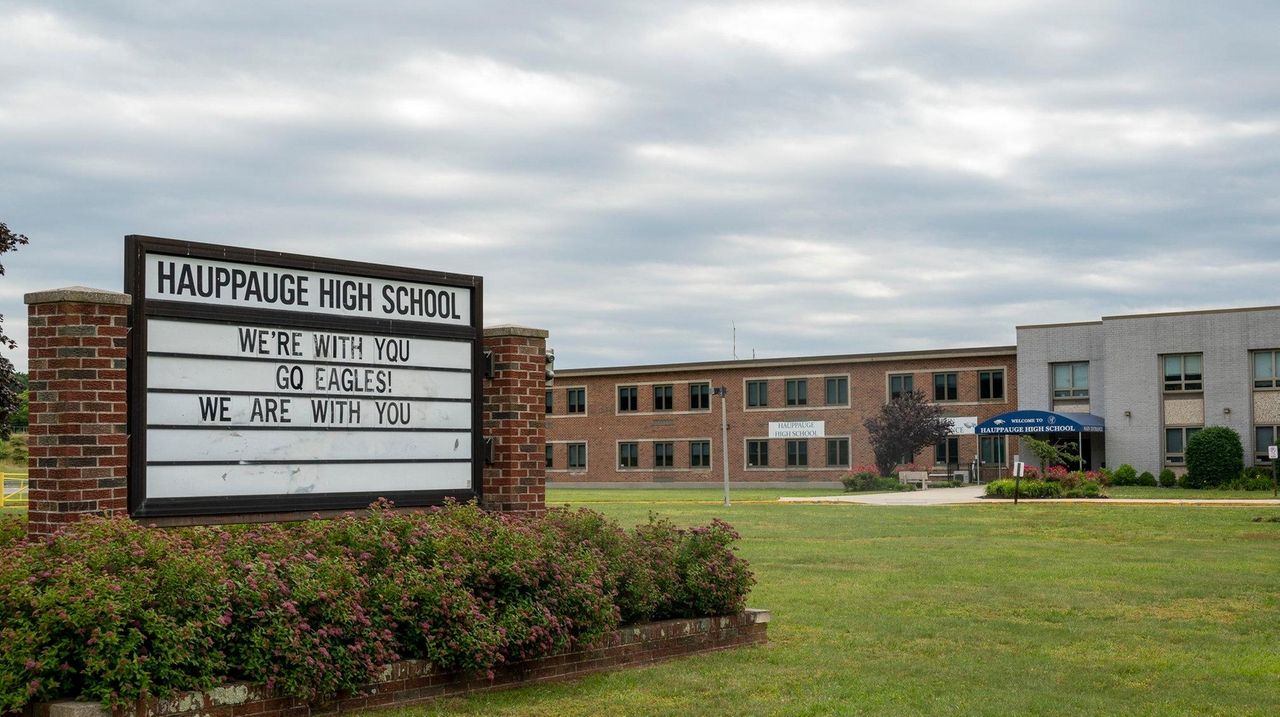 Judge tosses suit filed by Hauppauge school district over industrial