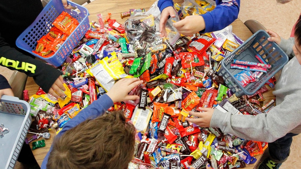 Halloween sugar myths: what parents need to know - Newsday