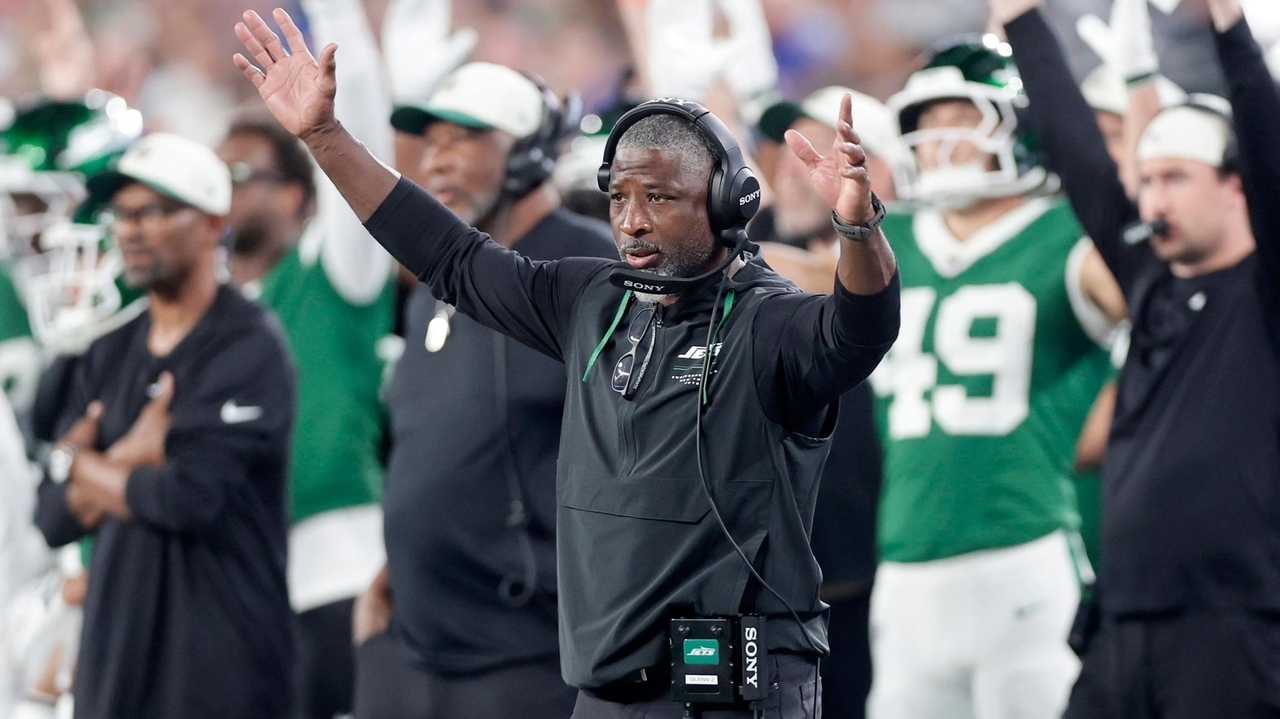 Aaron Glenn and the Jets are on a mission to win games — and earn some respect