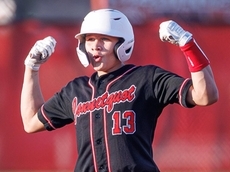 McQuade's two-run double in fifth sparks Connetquot