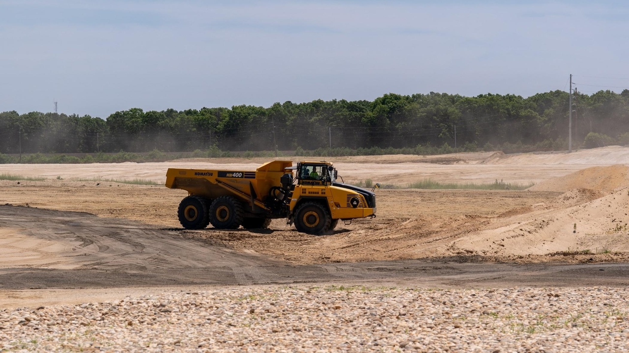 Home Depot moving ahead on large distribution center in Yaphank