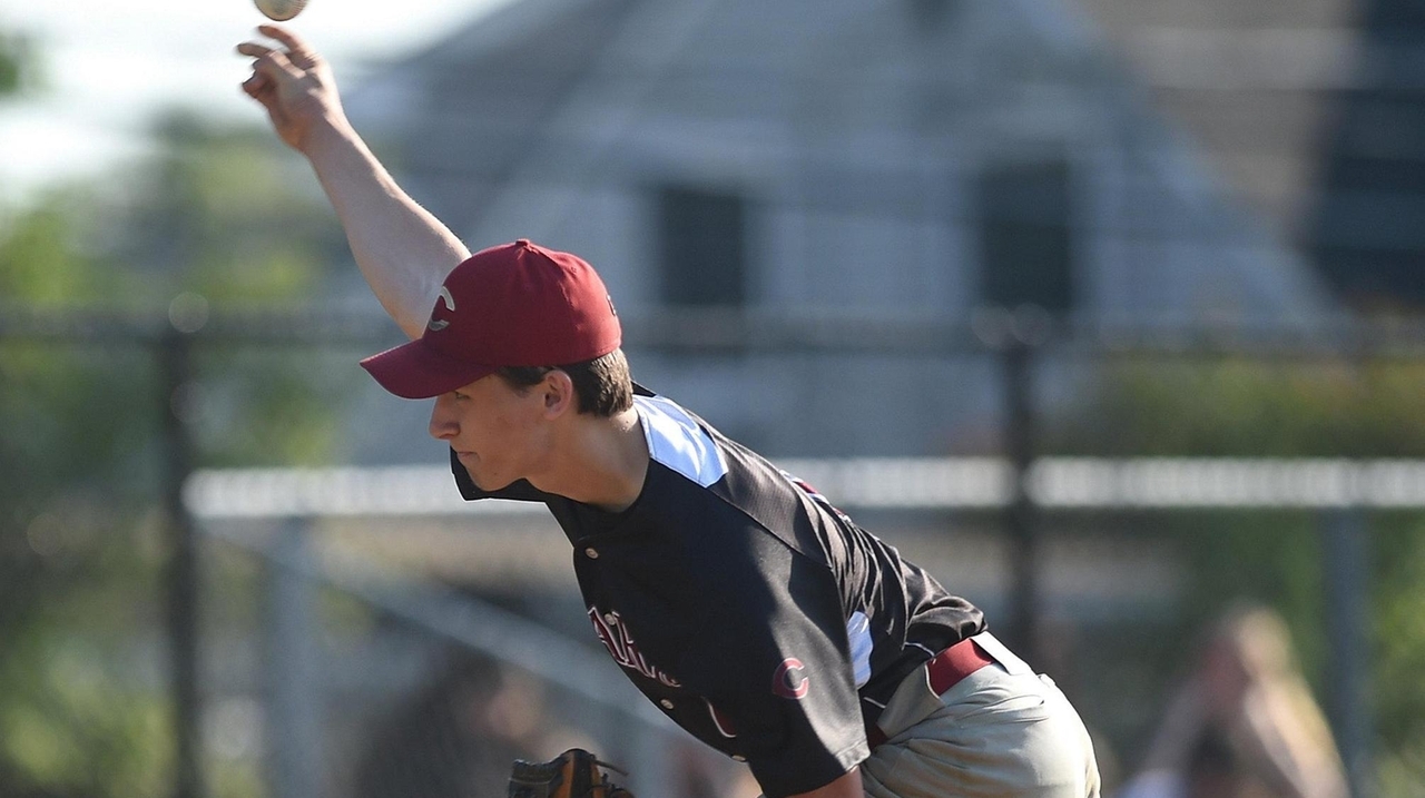 East Islip's John Rizzo fanned 20 in victory over Hllls West - Newsday