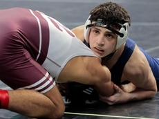 Plainedge wrestler Devin Downes advances to 215-pound state semifinal
