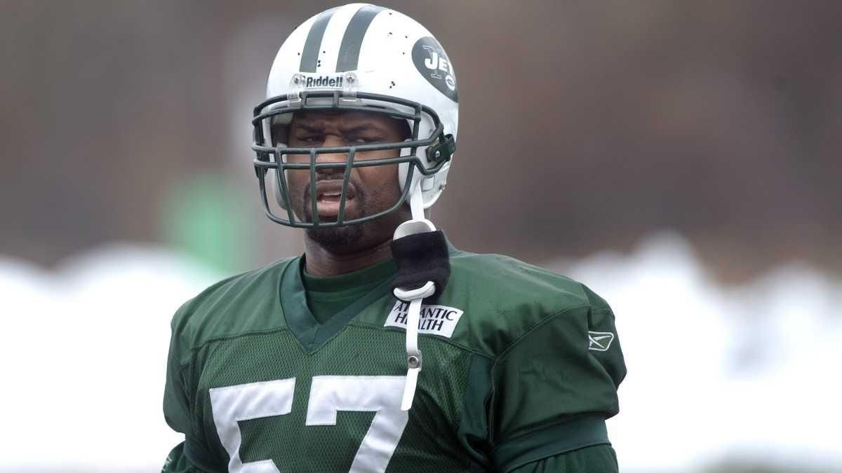 NY Jets linebacker Bart Scott says he's back after struggling last