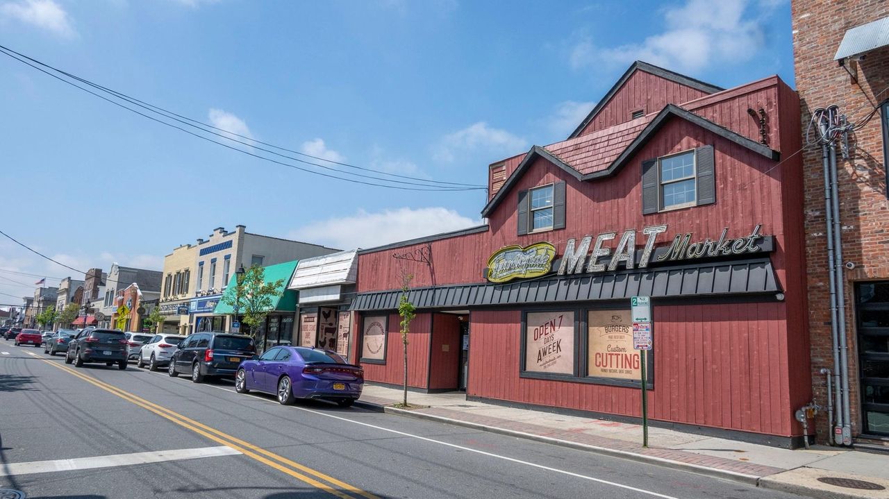 Farmingdale: Main Street, apartments near LIRR draw buyers - Newsday