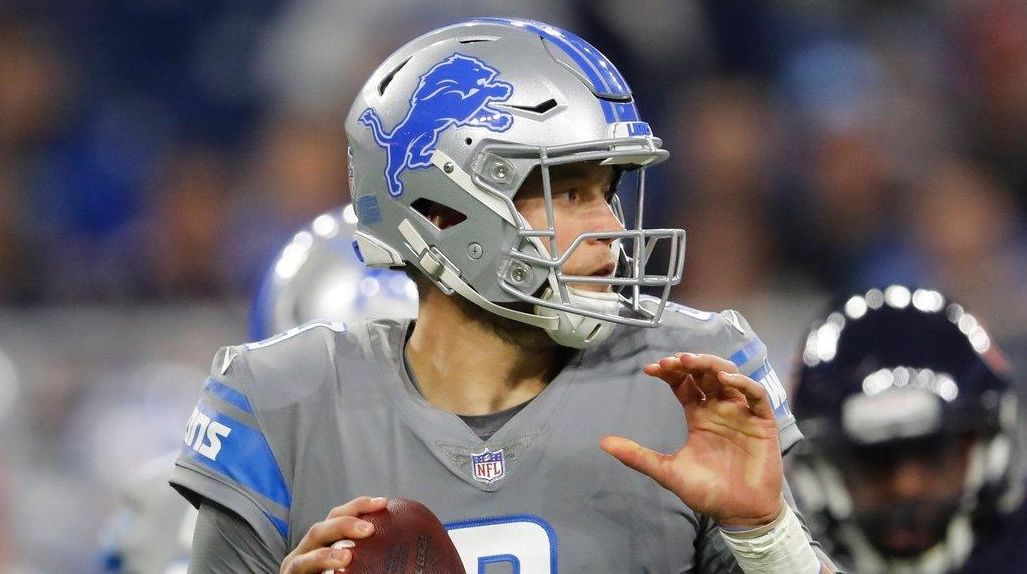 Stafford-led Lions beat Bears 20-10, stay in playoff picture