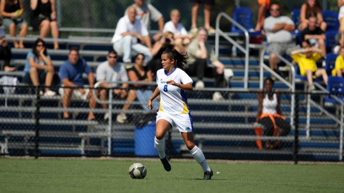 Riddiough uses unique blueprint for Hofstra women's soccer success