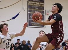 Franklin's 28 points help Southampton boys move atop Suffolk VII