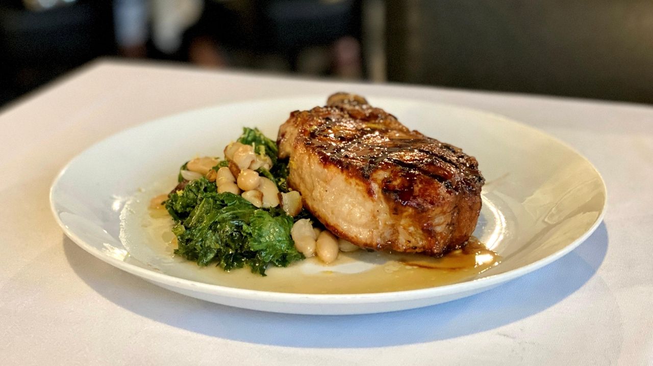 Il Toscano Seafood & Steak replaces Hooks & Chops in Commack Newsday