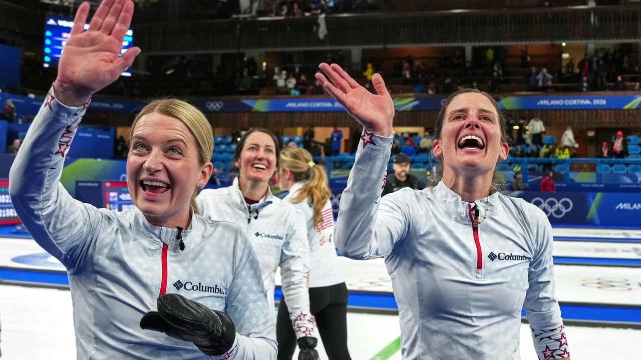US and Canadian women reach Olympic curling semifinals with men's semis up next