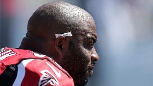 Falcons cut Michael Turner, Dunta Robinson, John Abraham