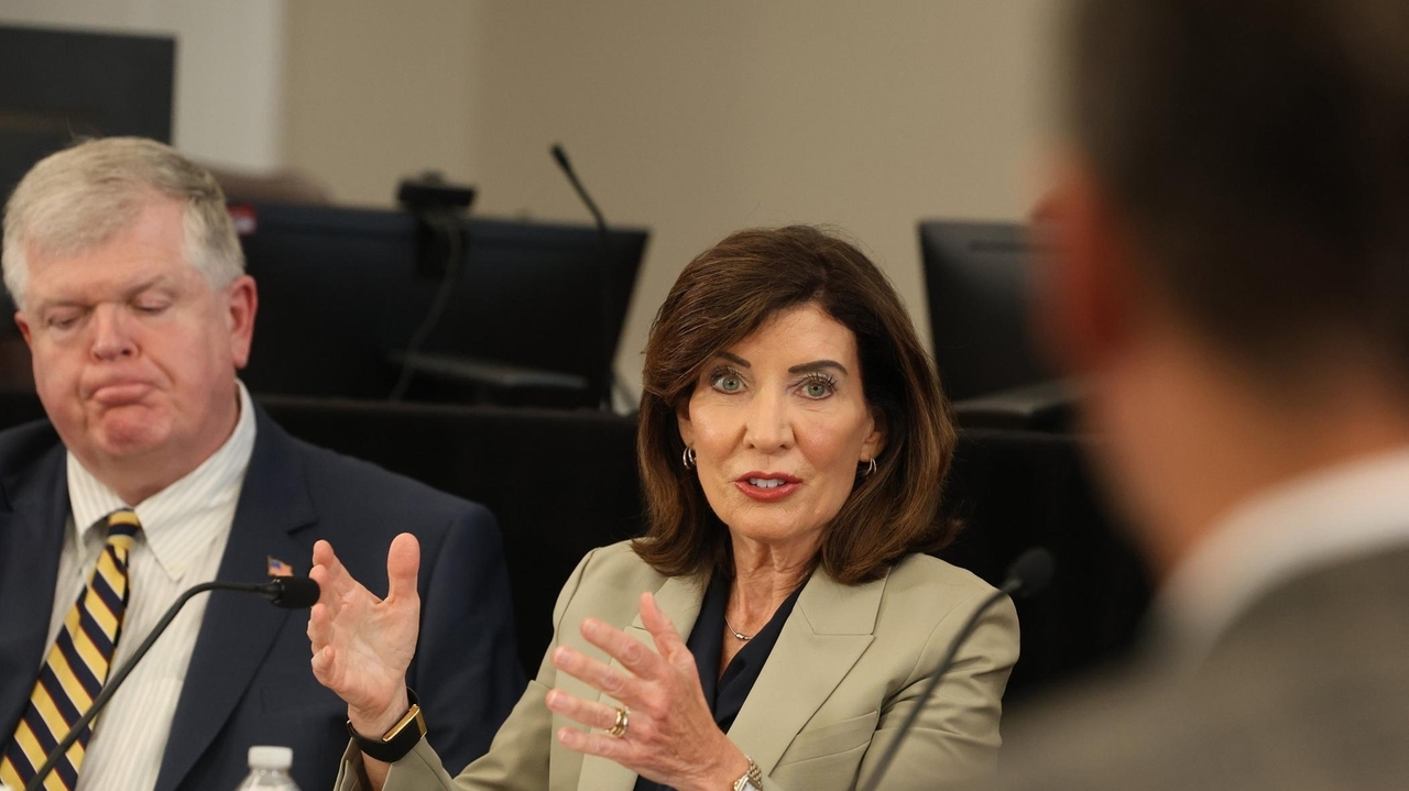 Gov. Hochul touts data center pause as local control
